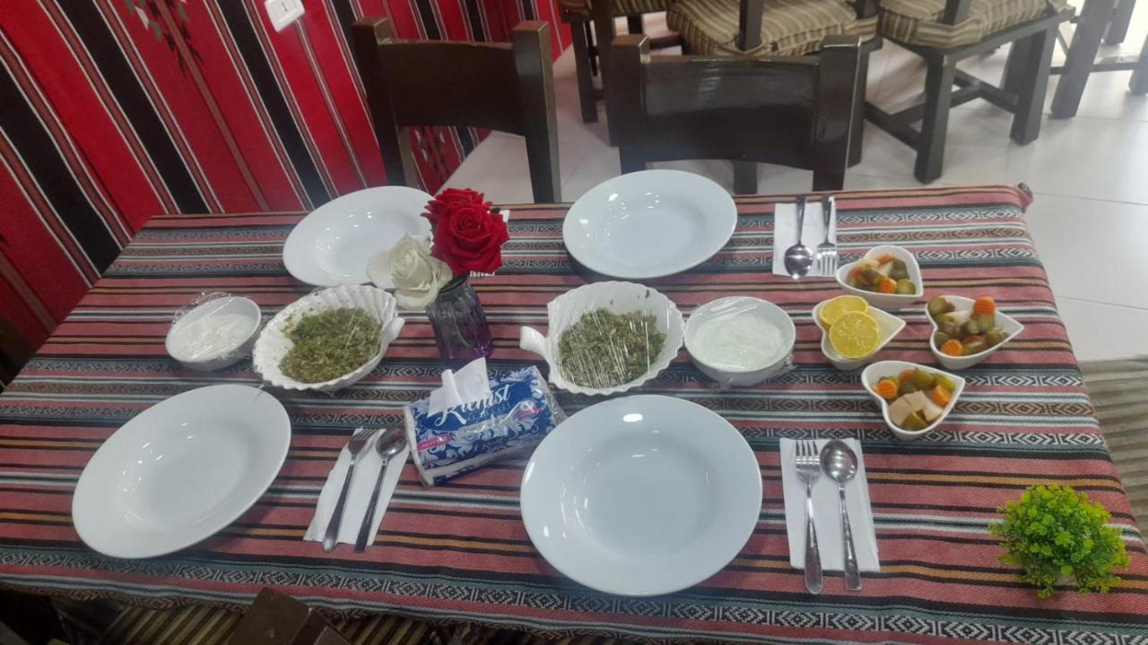 Farmer Stay Hostel Wadi Musa Luaran gambar